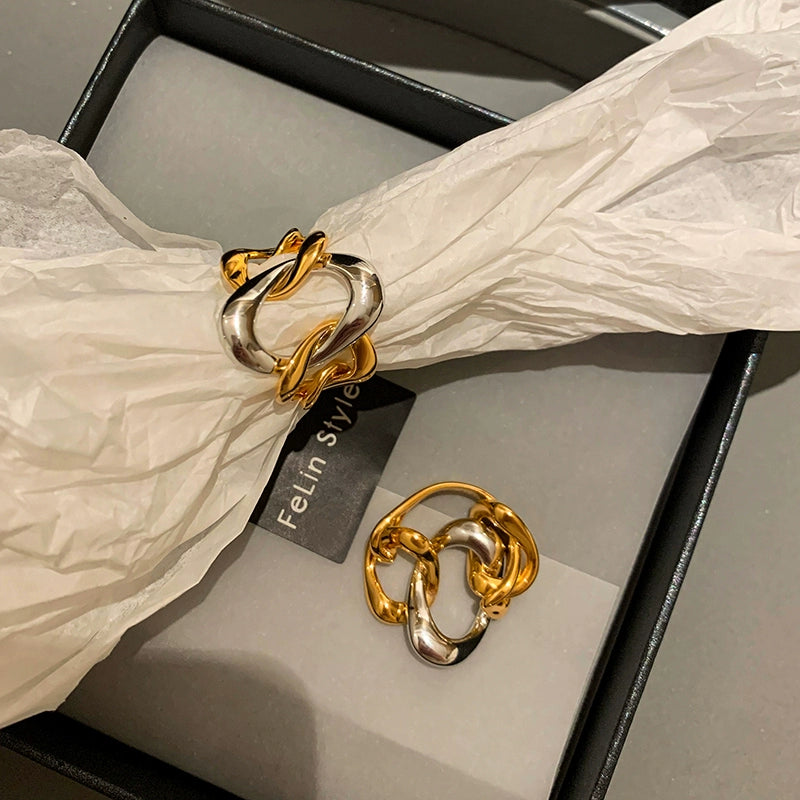 Unique design European and American gold and silver splicing chain middle finger index finger ring women's fashion personality exquisite light luxury high sense