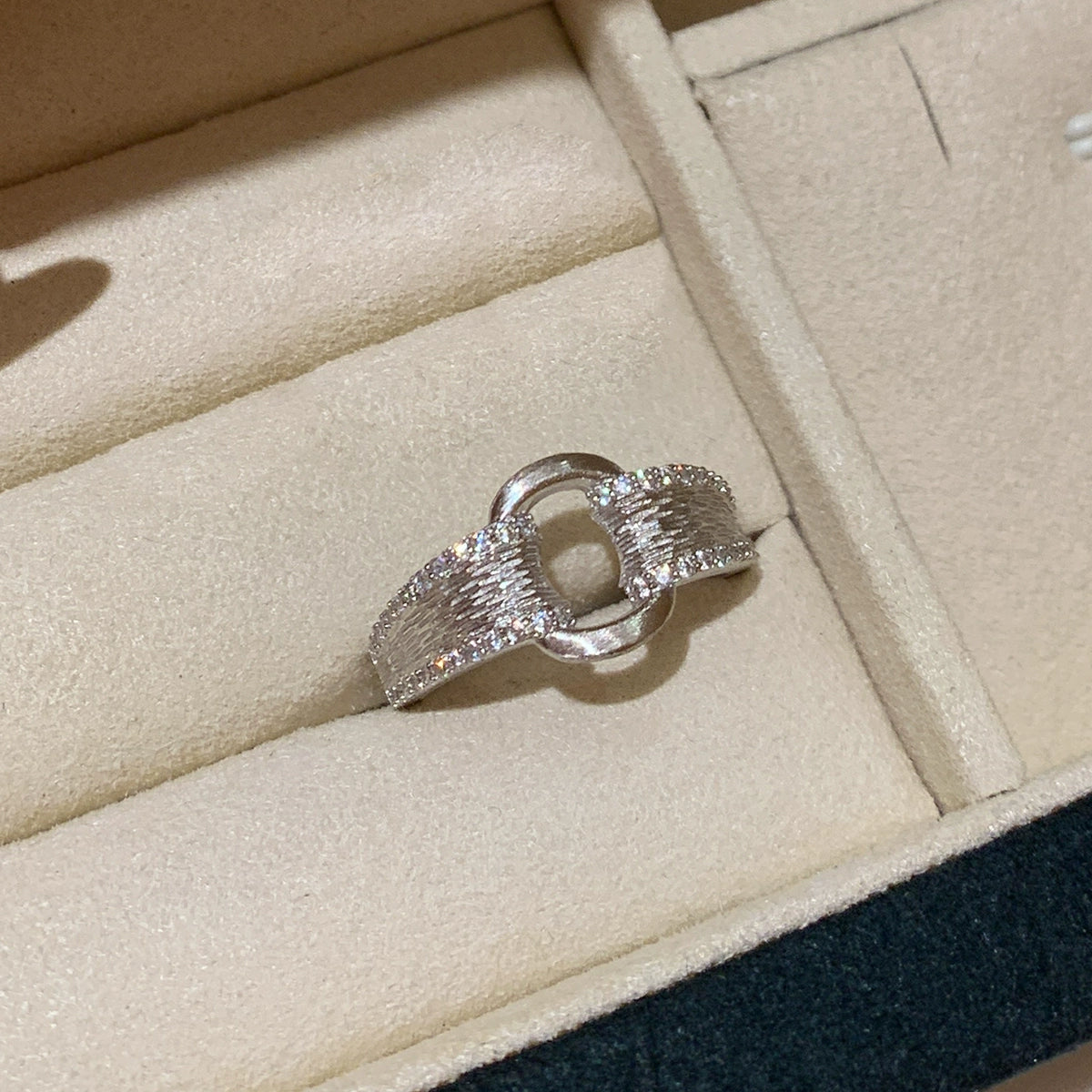 Retro brushed diamond-encrusted lace metal silver index finger ring women's opening adjustable light luxury exquisite niche design