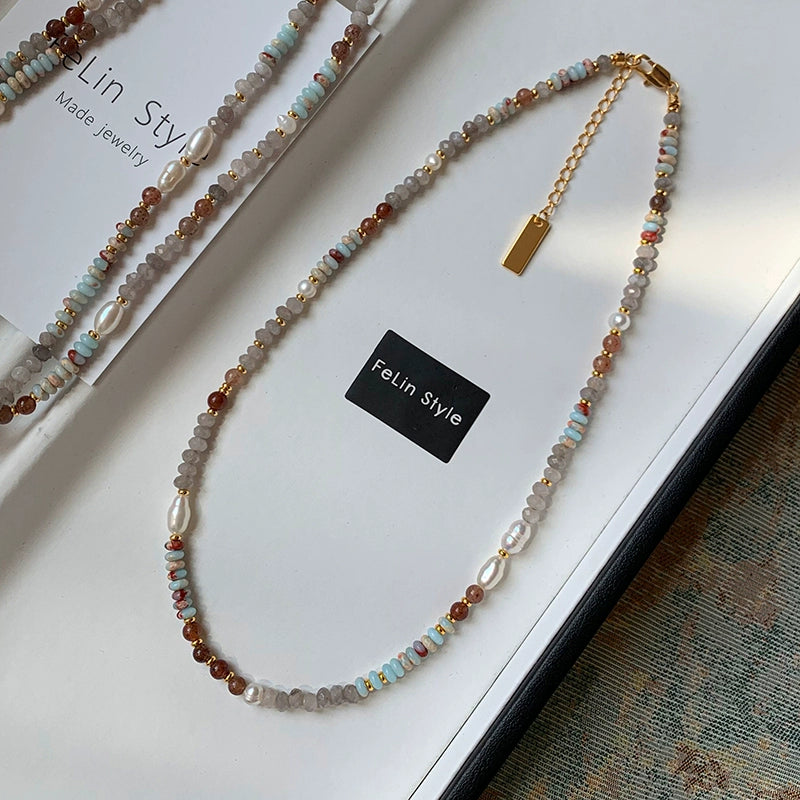 Natural stone white butterfly shell light blue beaded necklace women's high-end light luxury niche high-end 2025 new neck chain