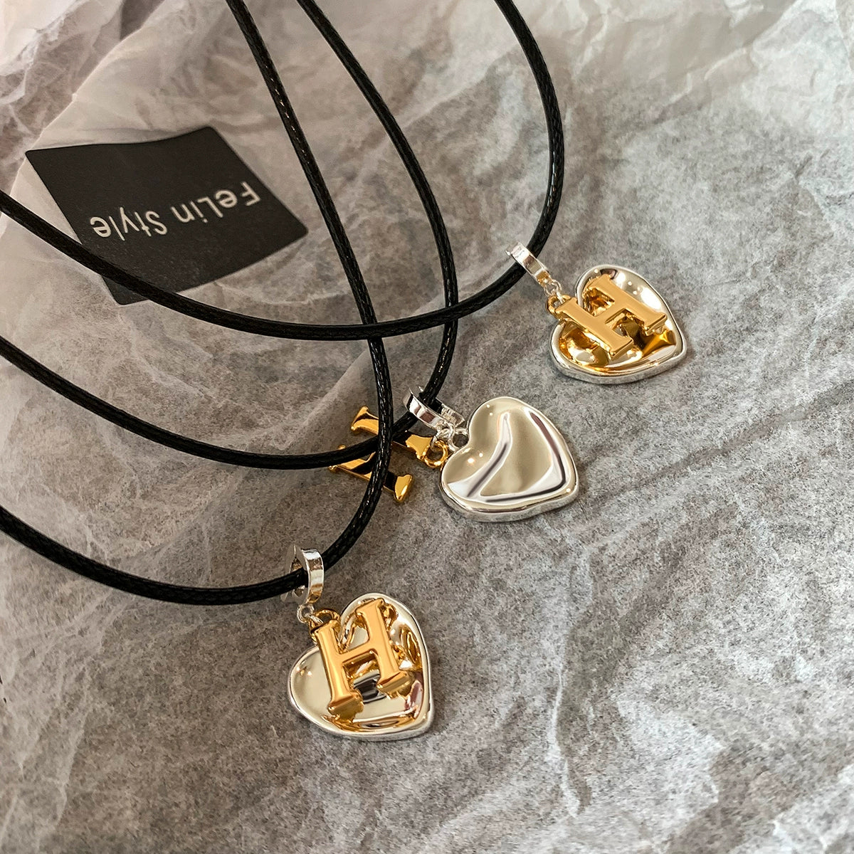 Original European and American long leather rope woven chain love pendant necklace women's accessories light luxury high-end sweater sweater chain