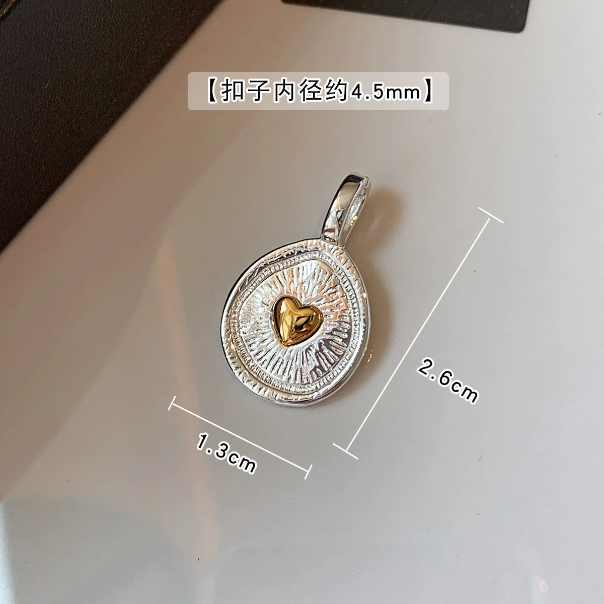 Love Round Shield Necklace Pendant DIY Jewelry Accessories Metal Silver Universal Buckle Pendant Light Luxury Premium Sense