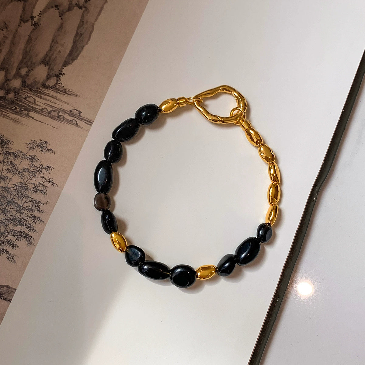 Powder spar metal Doudou bracelet women's summer light luxury niche exquisite fashion 2025 new beaded stone bracelet