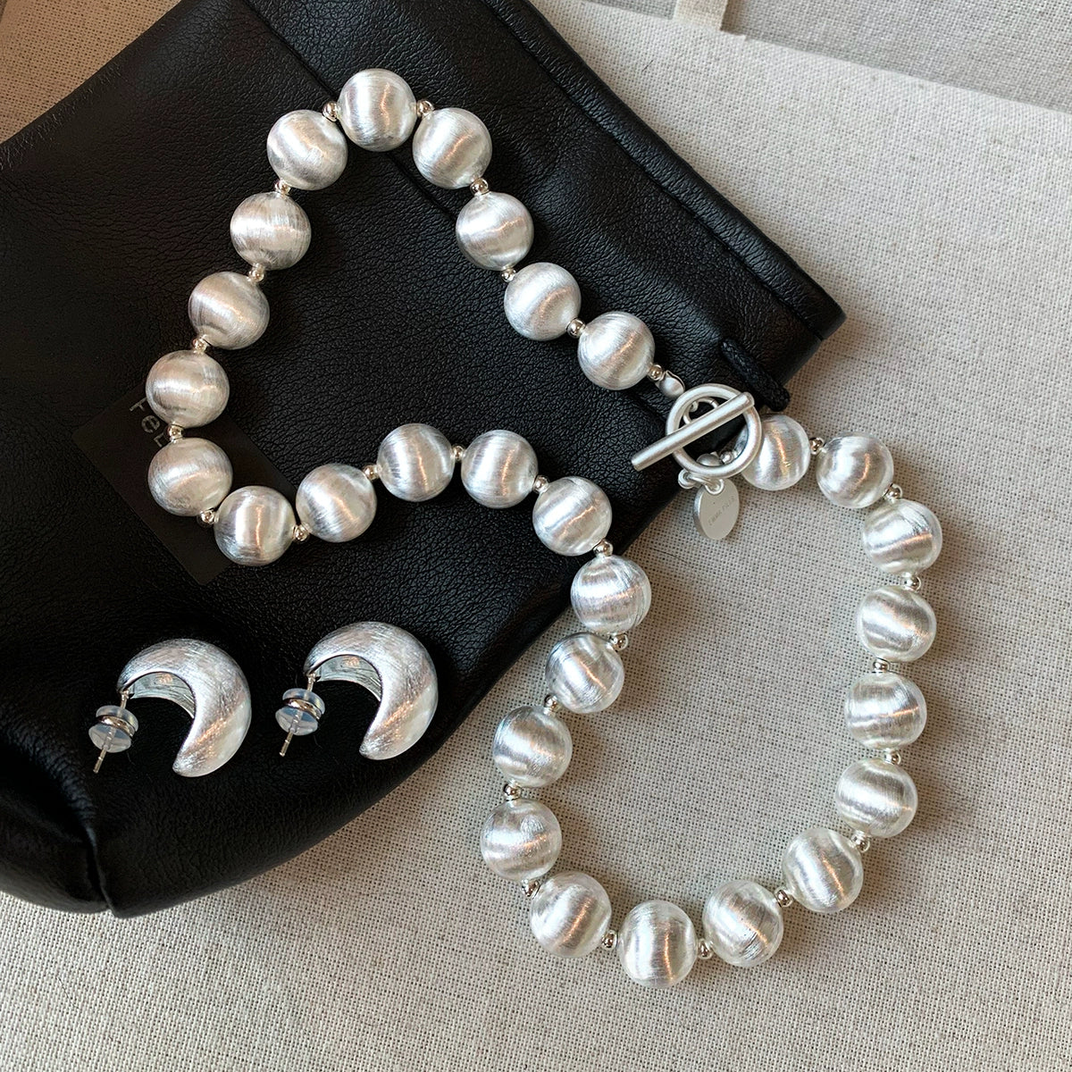 European and American ins exaggerated personality metal heavy industry brushed silver ball necklace women's unique niche design sweater chain