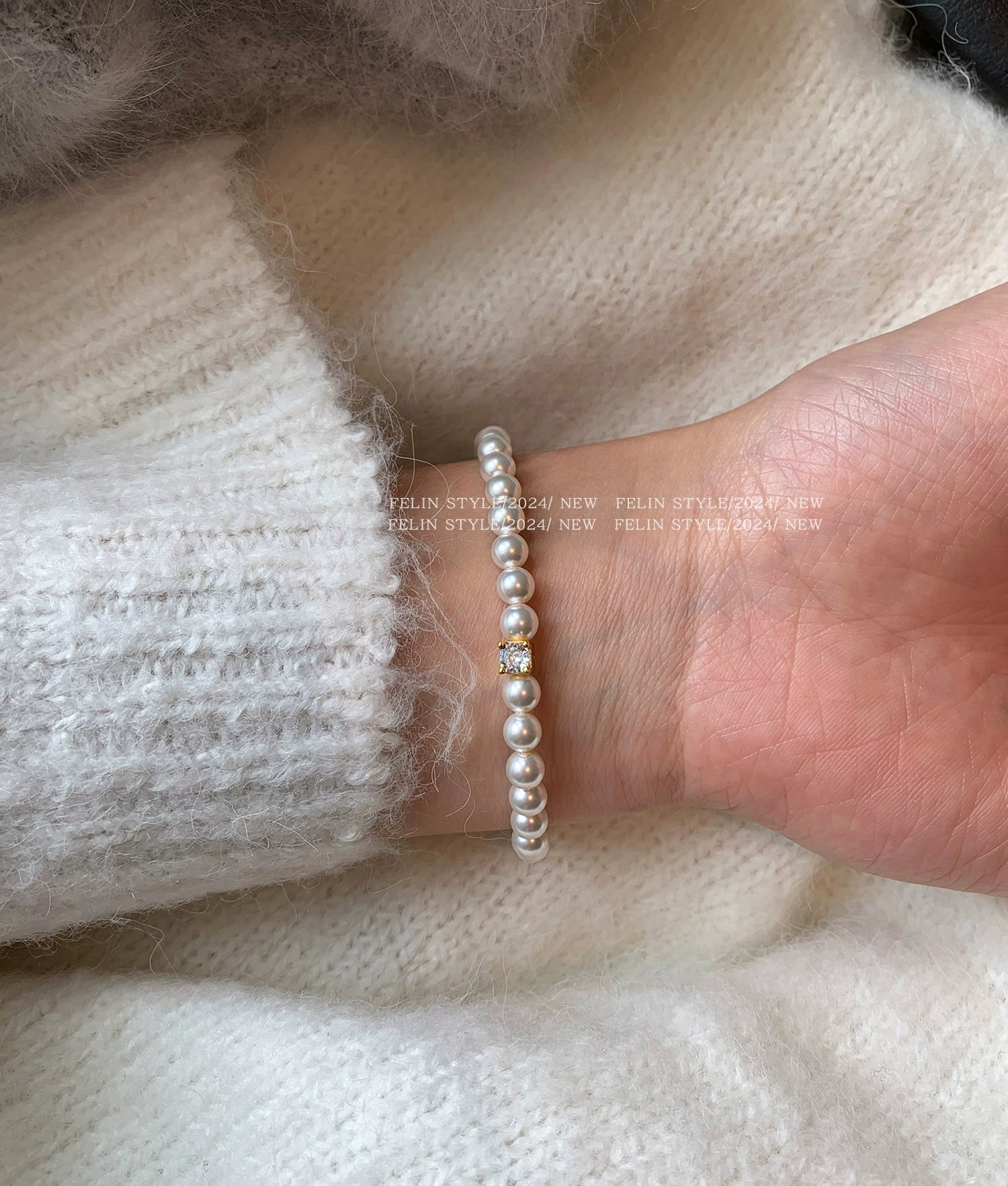 Aurora Maduo, hemp gray Australia white diamond pearl bracelet, girls light luxury exquisite niche 2025 new bracelet.