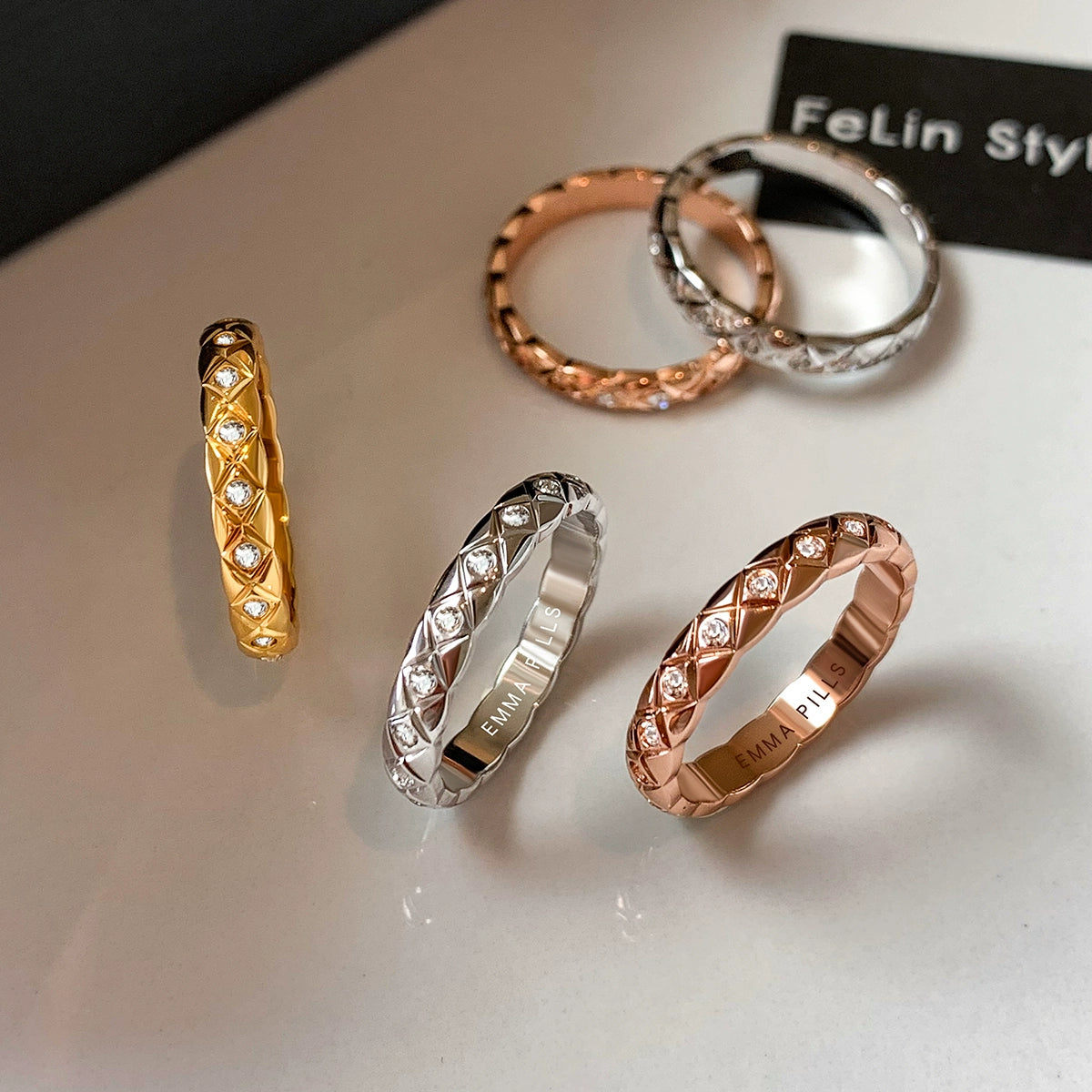 Europe and America stacked with small fragrant wind, diamond-set rose gold silver rhombus ring, female index finger plain ring, light luxury design, advanced