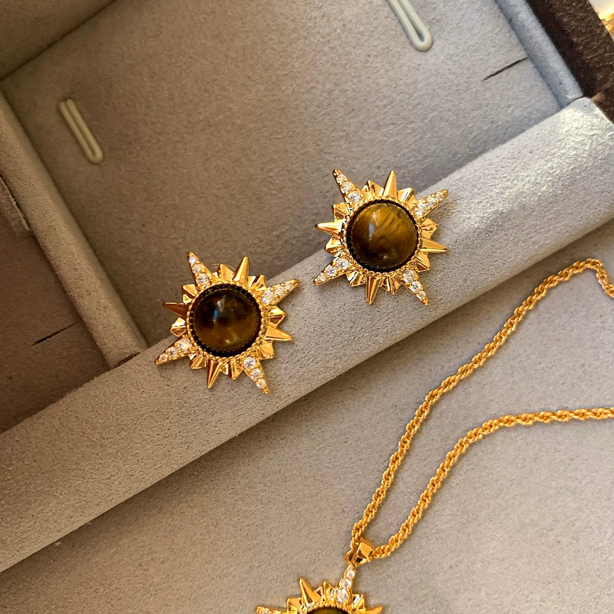 925 Silver Needle Natural Tiger's Eye Sun Flower Gold Stud Earrings Women's Premium Sense 2025 New Unique Earrings Earrings