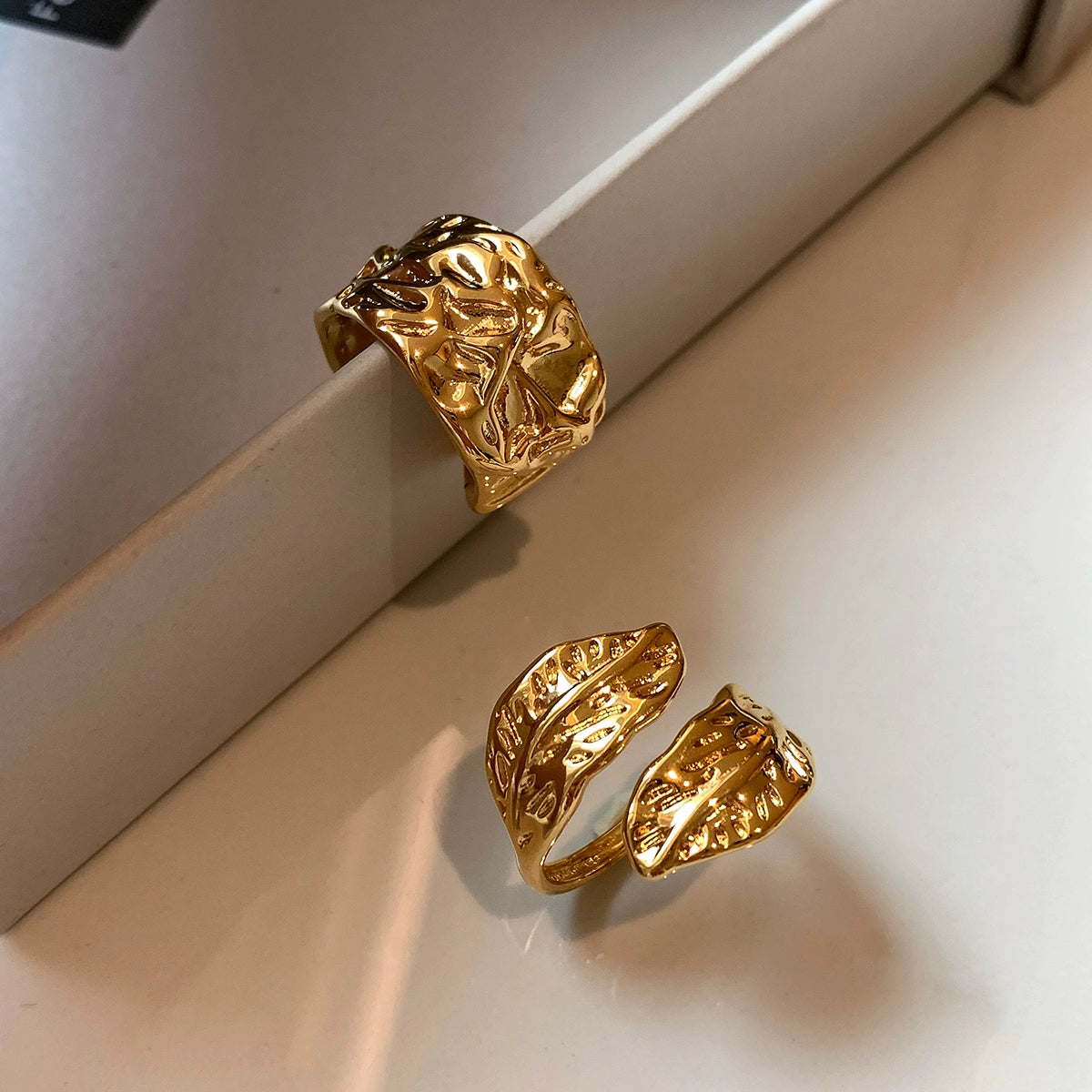 European and American metal leaf opening adjustable middle finger index finger ring women's light luxury niche design high-end hand jewelry