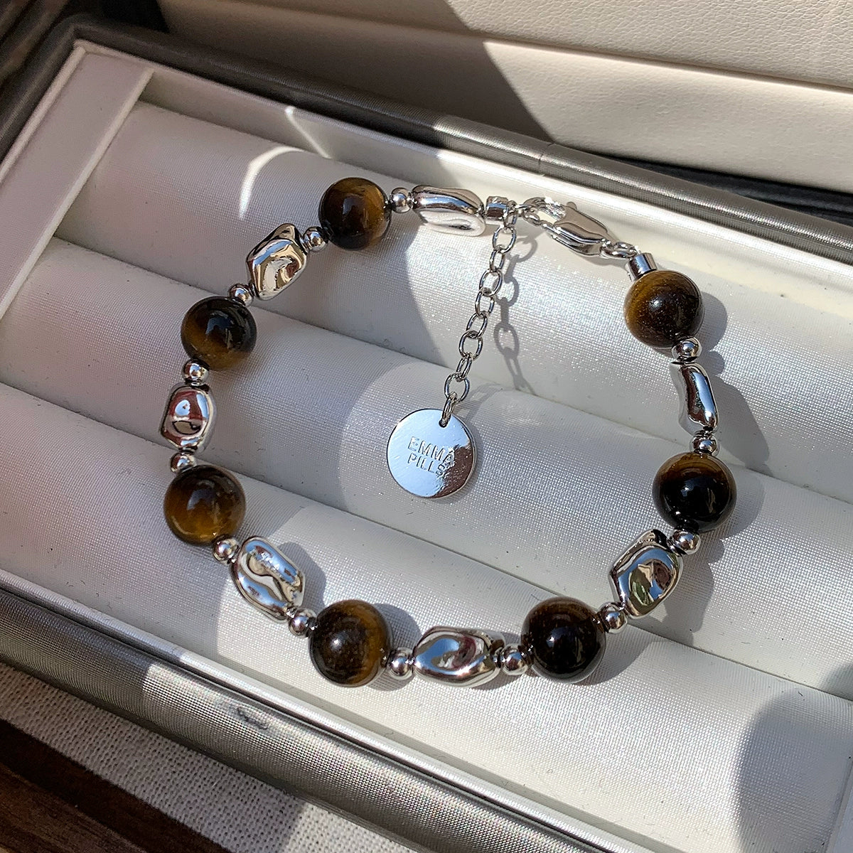 Natural tiger's eye stone obsidian bracelet women's light luxury exquisite fashion high sense summer 2025 new stacked bracelet