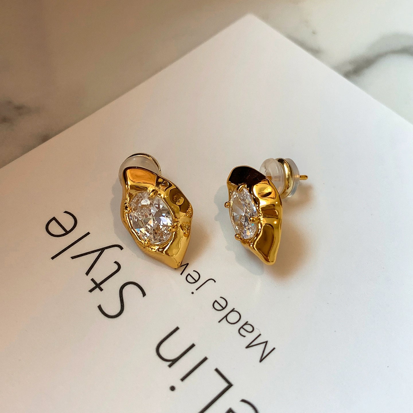 Super flash! Fire color horse eye diamond zircon stud earrings women 2025 new European and American light luxury high-end unique earrings earrings