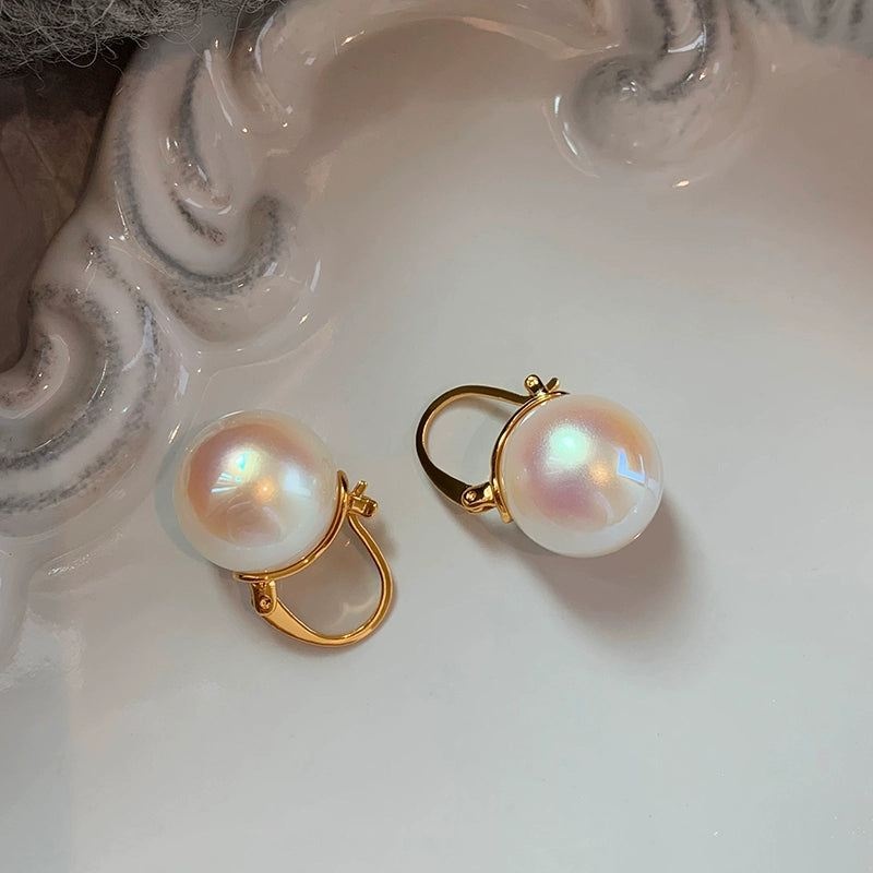 French retro high-end Australian white pearl ear buckle women's niche design light luxury temperament celebrity earrings earrings stud earrings