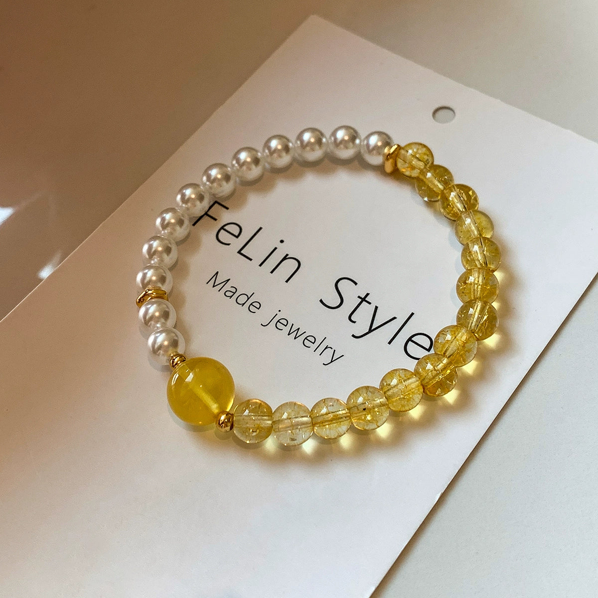 Citrine Beeswax Pearl Bracelet Women's Light Luxury Exquisite Fashion 2025 Super Fire Advanced Sense Metaphysical Lucky Bracelet