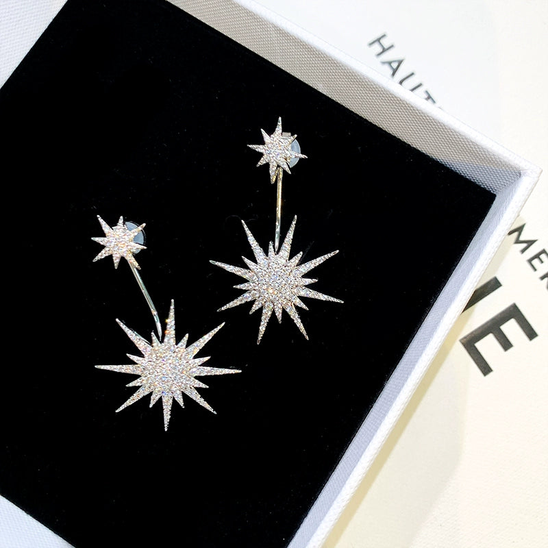 Under the streamer, Gu Xingyan has the same earrings, octagram earrings, women's 2025 new popular niche design earrings.