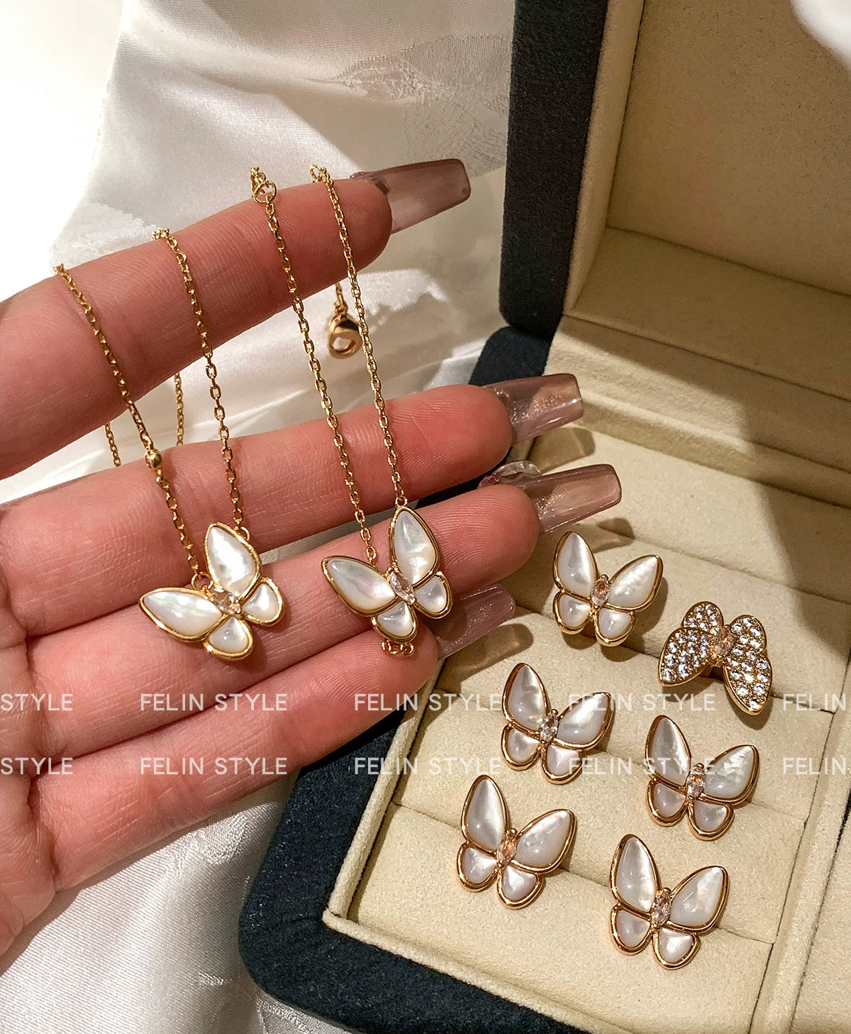 Natural White Fritillary Rose Gold Butterfly Bracelet Women's Light Luxury Exquisite Fashion 2025 New High-end Jewelry