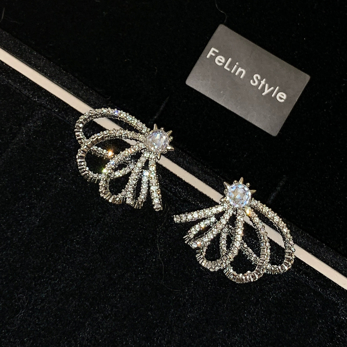 925 silver needle full diamond zircon earrings women's 2025 super fire new unique beautiful temperament high-end stud earrings