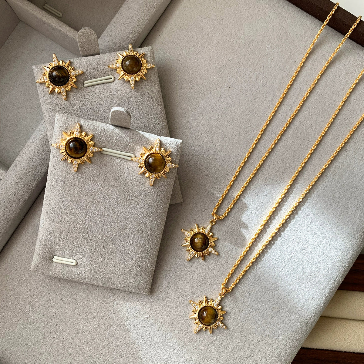 925 Silver Needle Natural Tiger's Eye Sun Flower Gold Stud Earrings Women's Premium Sense 2025 New Unique Earrings Earrings