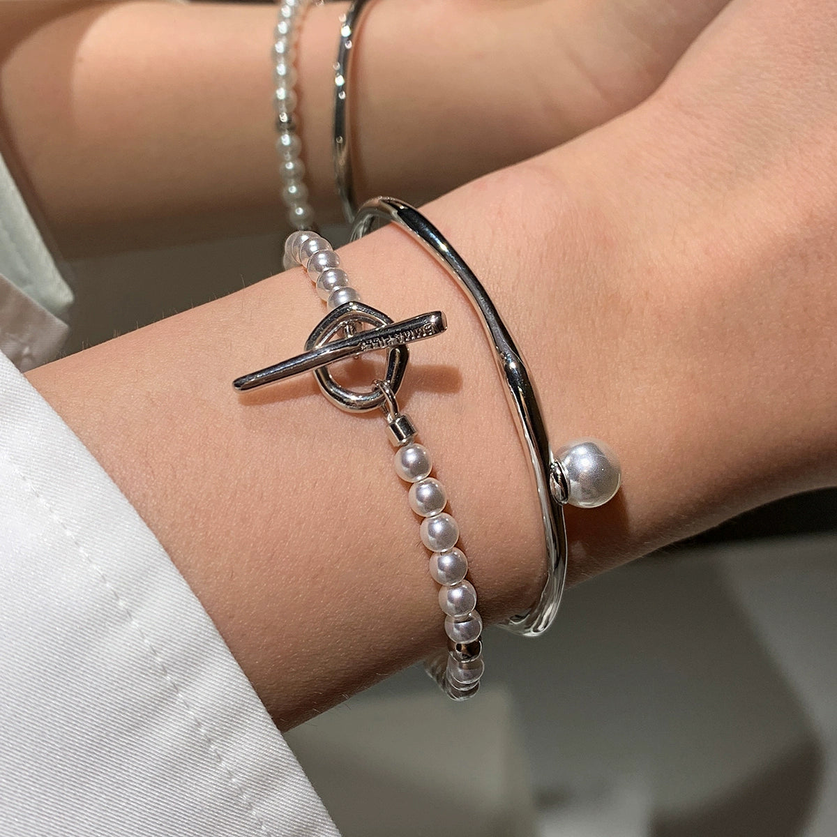 Simple and versatile silver pearl bracelet bracelet women's summer 2025 new double-layer stacked wear light luxury high-end bracelet