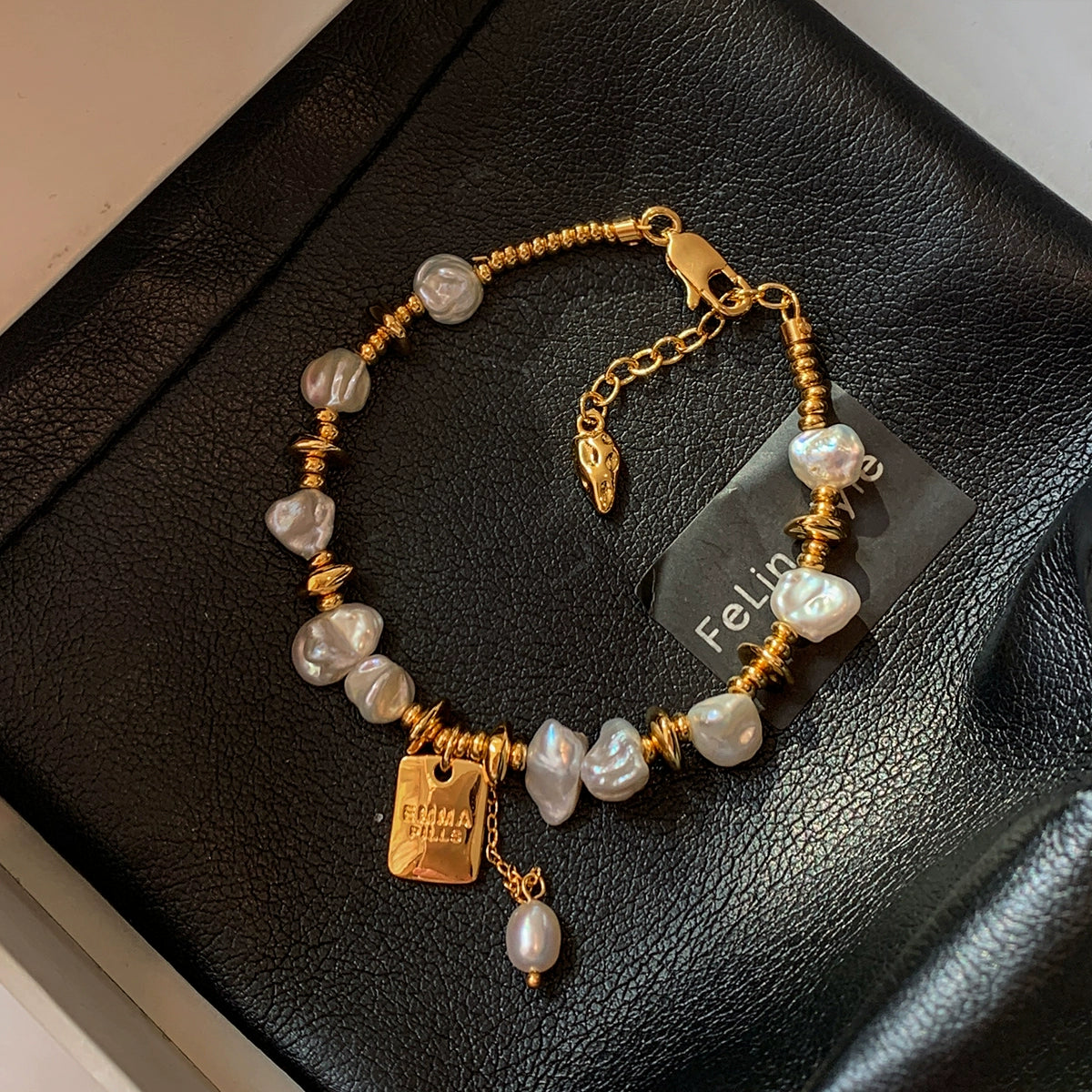 Natural Baroque Pearl Bracelet Women's Summer Light Luxury Niche Exquisite High-end French 2025 New Popular Bracelet