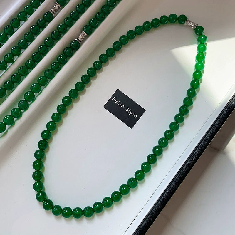 New Chinese chalcedony agate stone beaded necklace women's light luxury niche high-end 2025 new collarbone neck chain