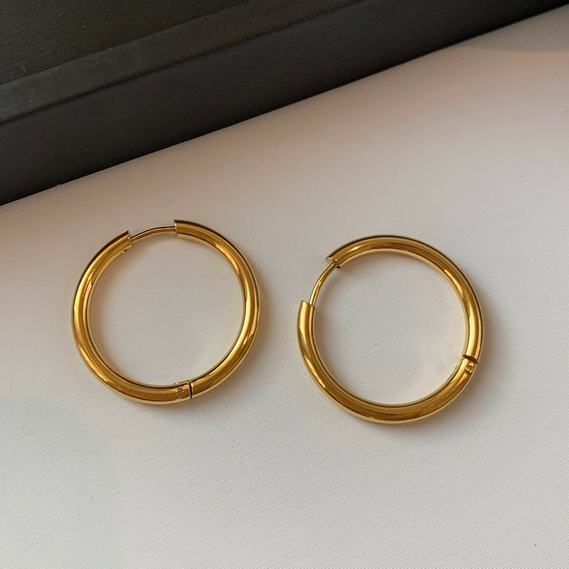 European and American simple size round plain circle earrings women's 2025 new high-end gold and silver earrings temperament earrings