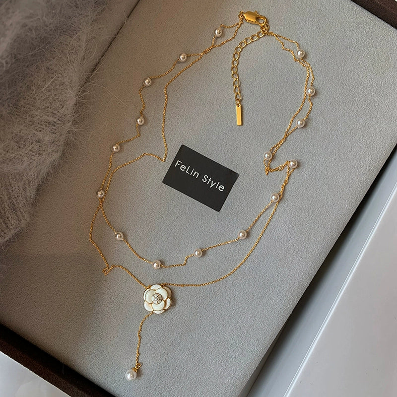 Xiaoxiangfeng retro double-layer stacked camellia pearl necklace women's high-end light luxury niche 2025 new sweater chain