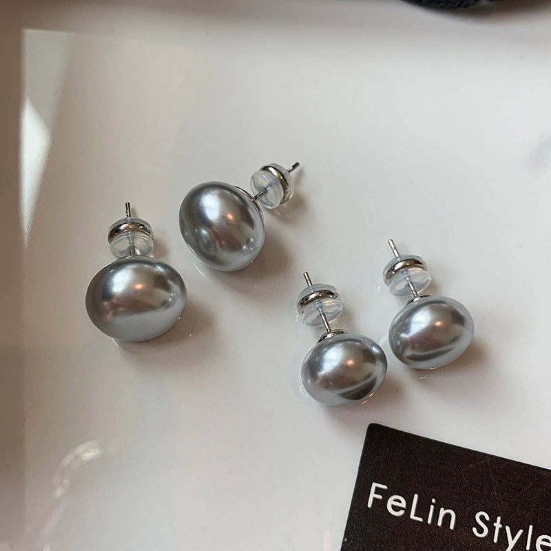 Silver needles are really hemp, silver gray flat round steamed buns, pearl stud earrings, women's 2025 new explosion, French high-end stud earrings.