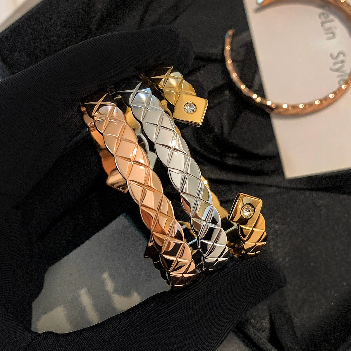 European and American Heavy Industry Xiaoxiangfeng Rose Gold Rhombus Bracelet Women's Opening Adjustable Light Luxury Premium Metal Bracelet