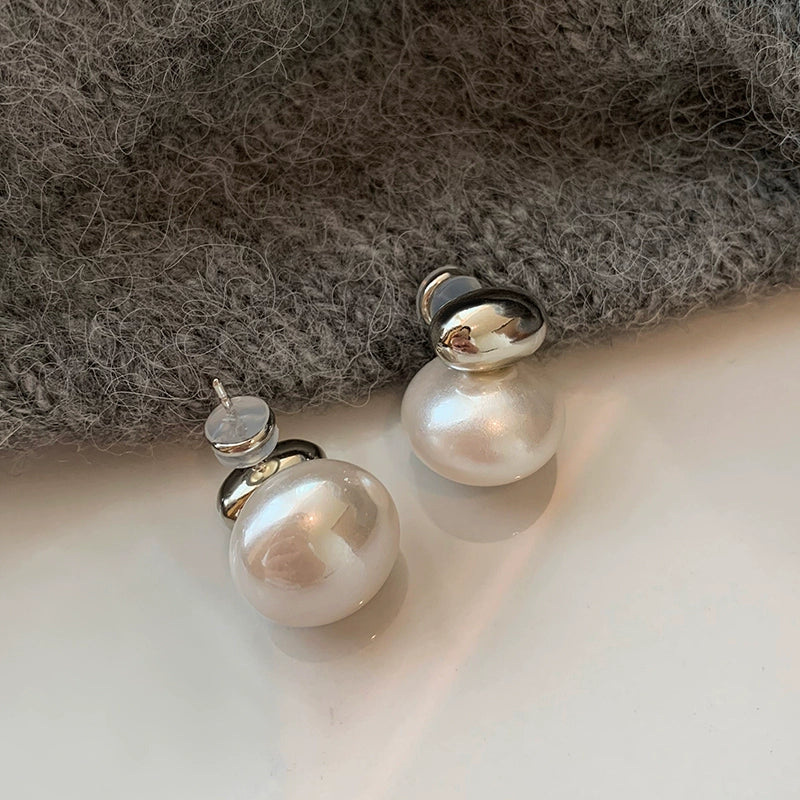 S925 silver needle flat steamed bread big pearl stud earrings women's light luxury niche design sense high-end unique earrings earrings