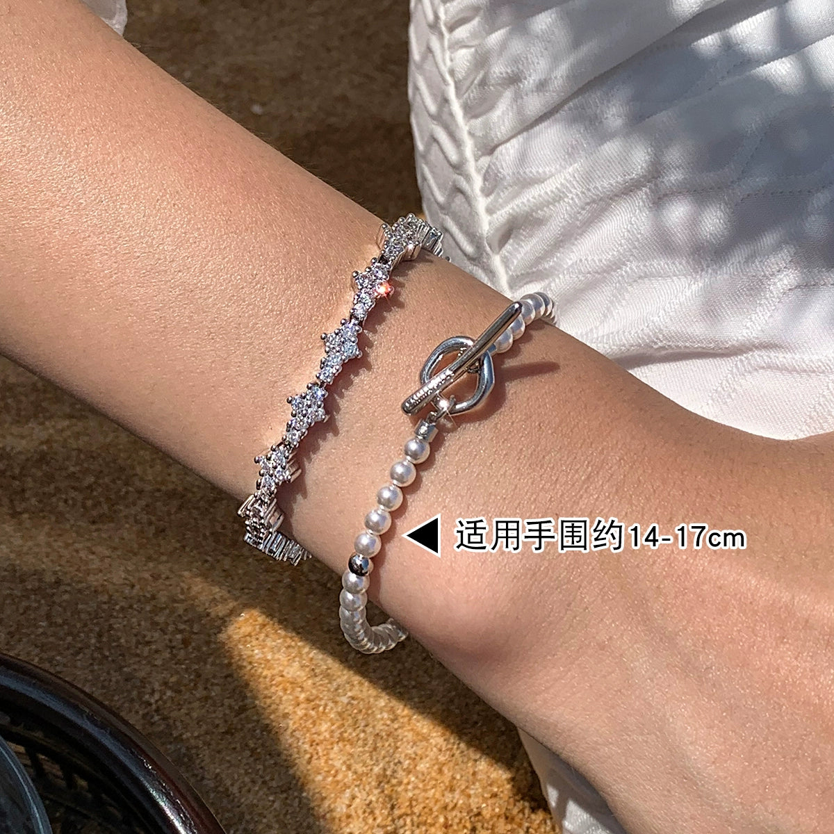 Super flash full diamond zircon silver bracelet women's model is suitable for summer light luxury exquisite fashion 2025 new popular bracelet