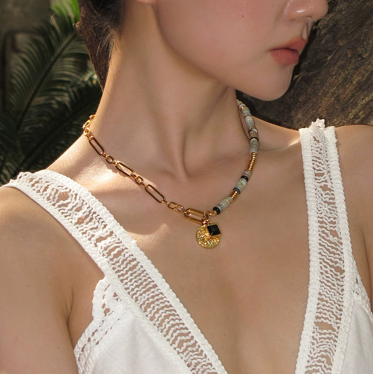 12 constellation natural stone beaded necklace women's accessories summer Europe and America 2025 new light luxury high-end exaggerated neck chain