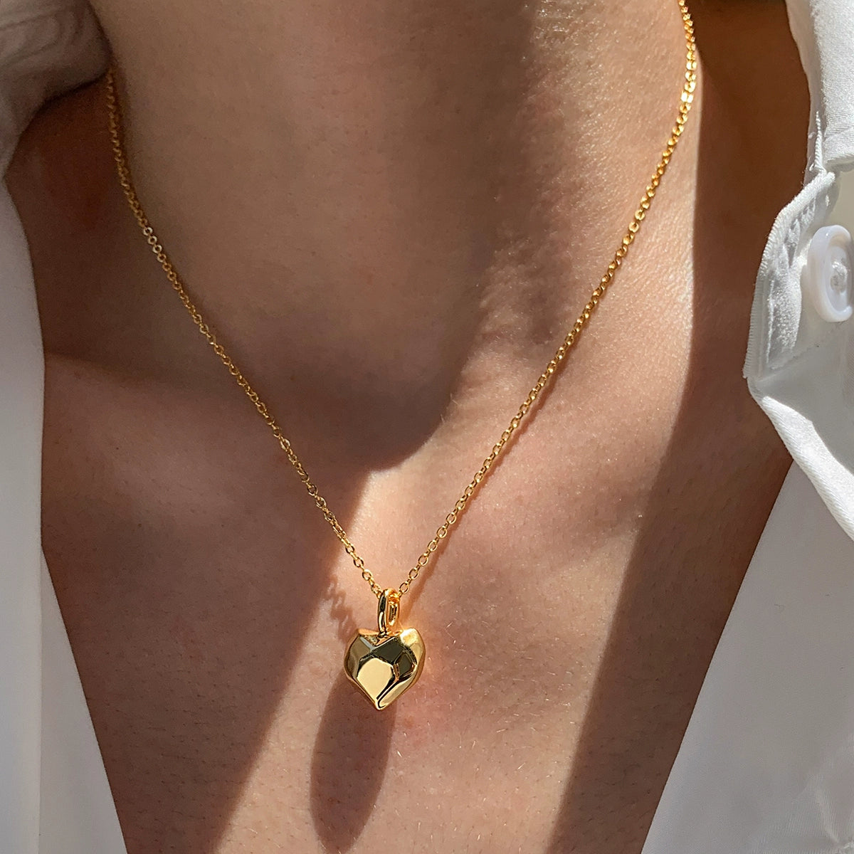 Unique design irregular love pendant necklace women's accessories long summer light luxury niche high-end sweater chain