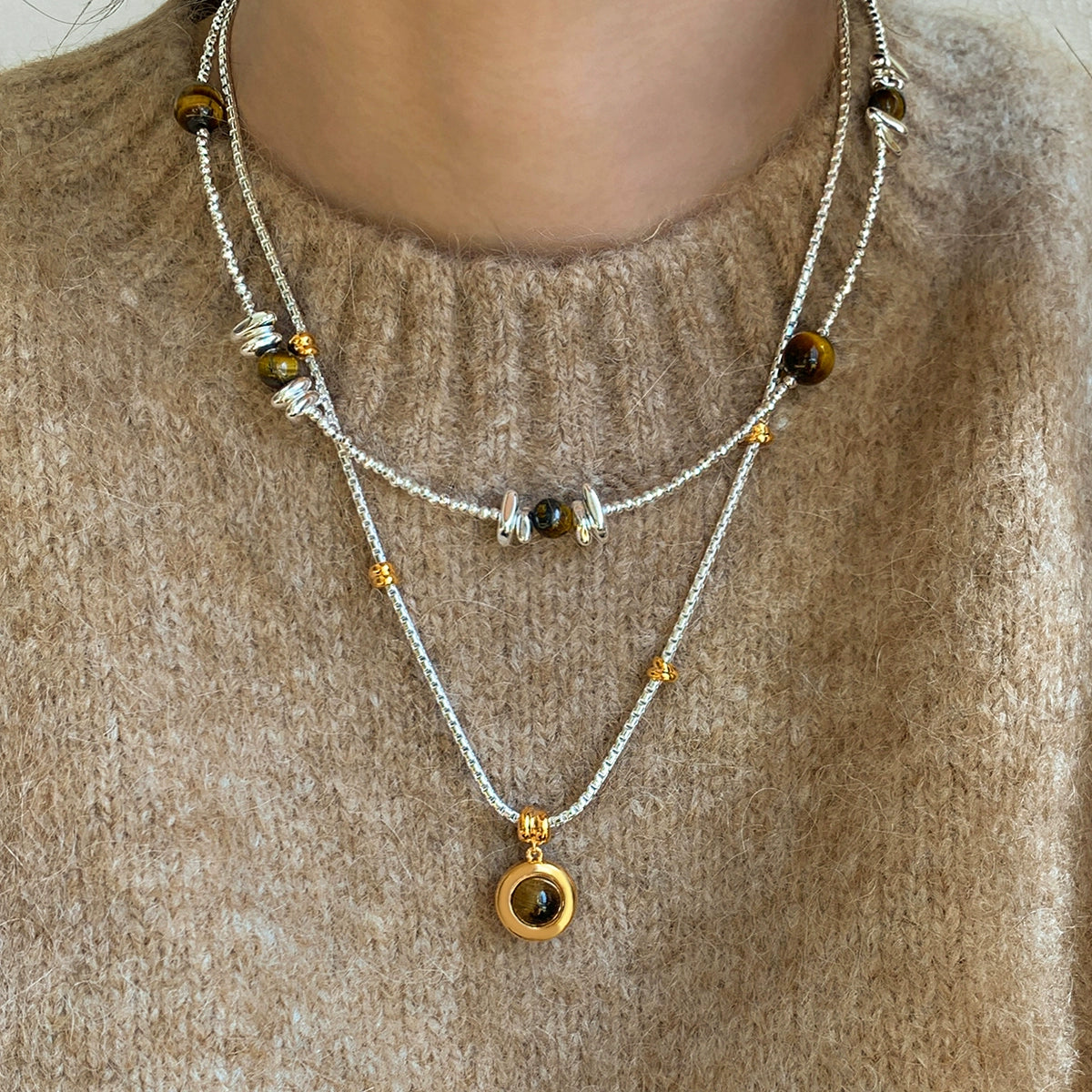 Natural tiger's eye stone pendant gold and silver color matching beaded necklace women's sweater chain accessories 2025 new high-end neck chain