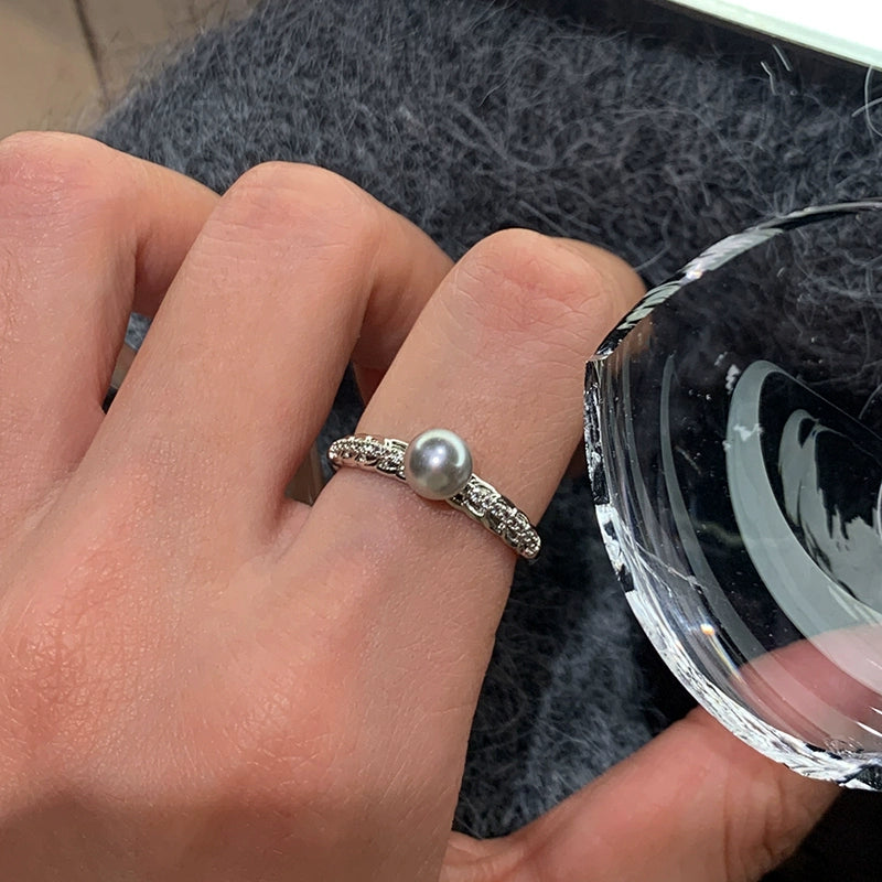 French Australian white gray pearl ring women's opening adjustable 2025 new high-end niche exquisite index finger middle finger