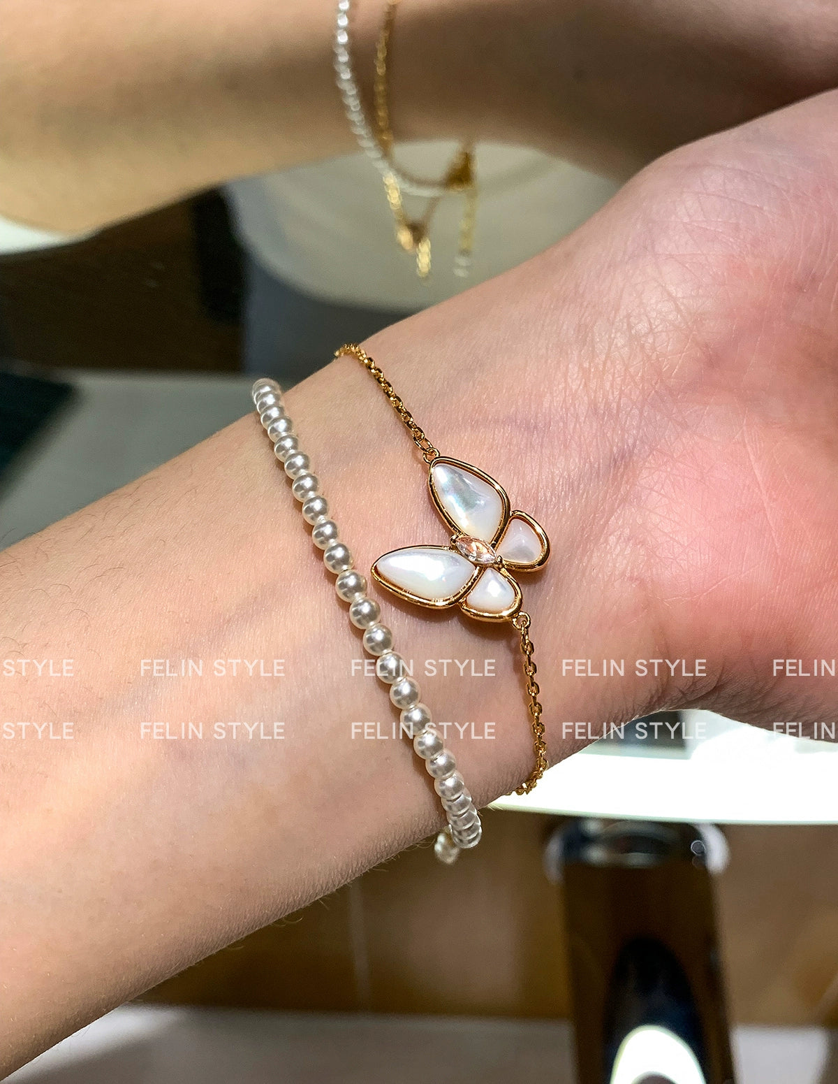 Natural White Fritillary Rose Gold Butterfly Bracelet Women's Light Luxury Exquisite Fashion 2025 New High-end Jewelry