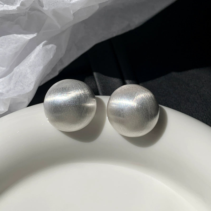 Unique metal sand gold brushed ball art earrings women's high-end light luxury niche high-end temperament earrings stud earrings