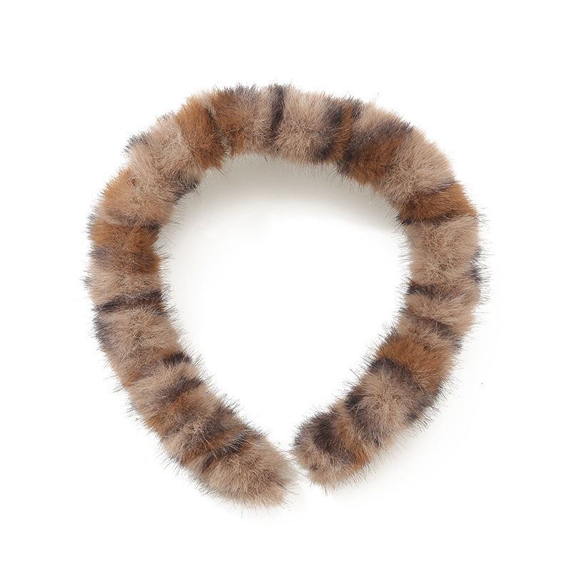 Fuzzy Leopard Print Teeth Headband – Non-Slip Hairband for Face Wash & Skincare