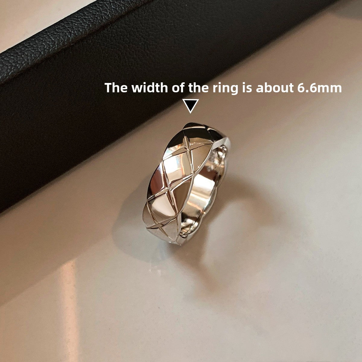 Europe and America stacked with small fragrant wind, diamond-set rose gold silver rhombus ring, female index finger plain ring, light luxury design, advanced